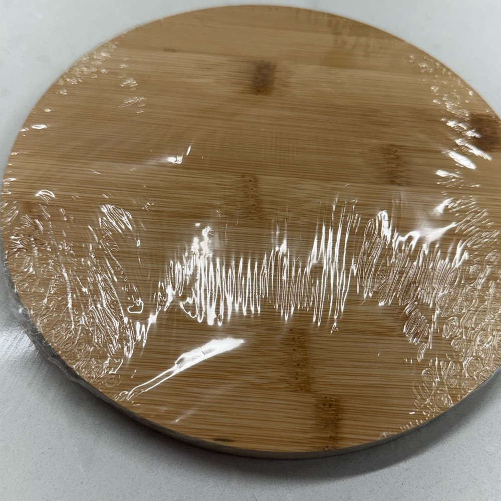 Round Wood charcuterie board